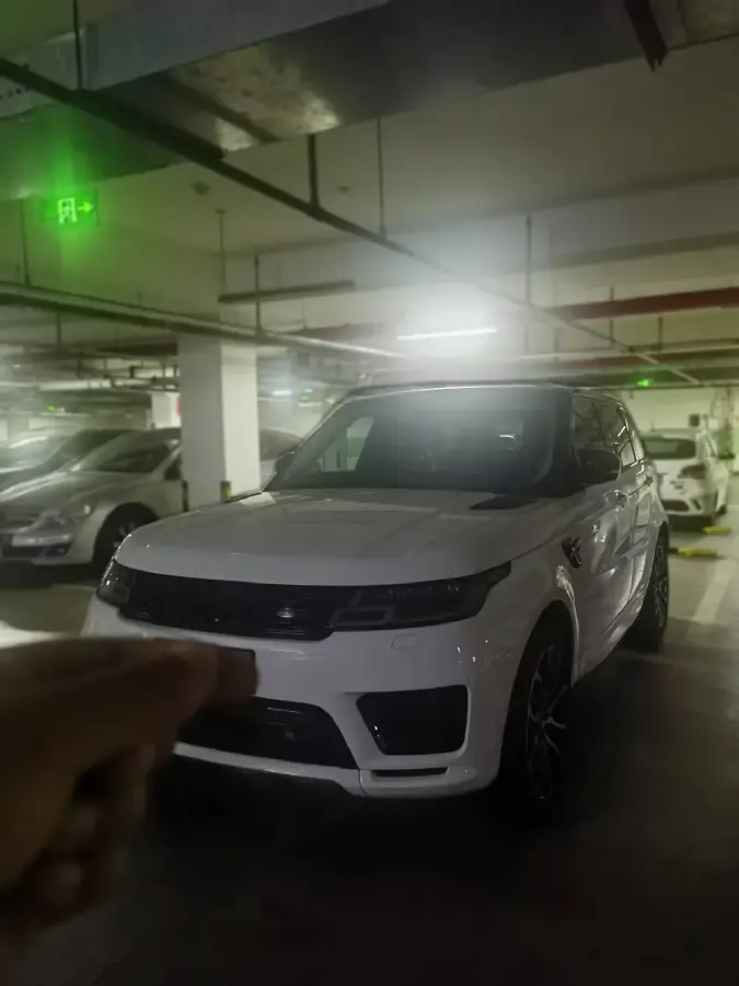 2021 Land Rover Range Rover Sport 3.0T 360HP L6 8AT