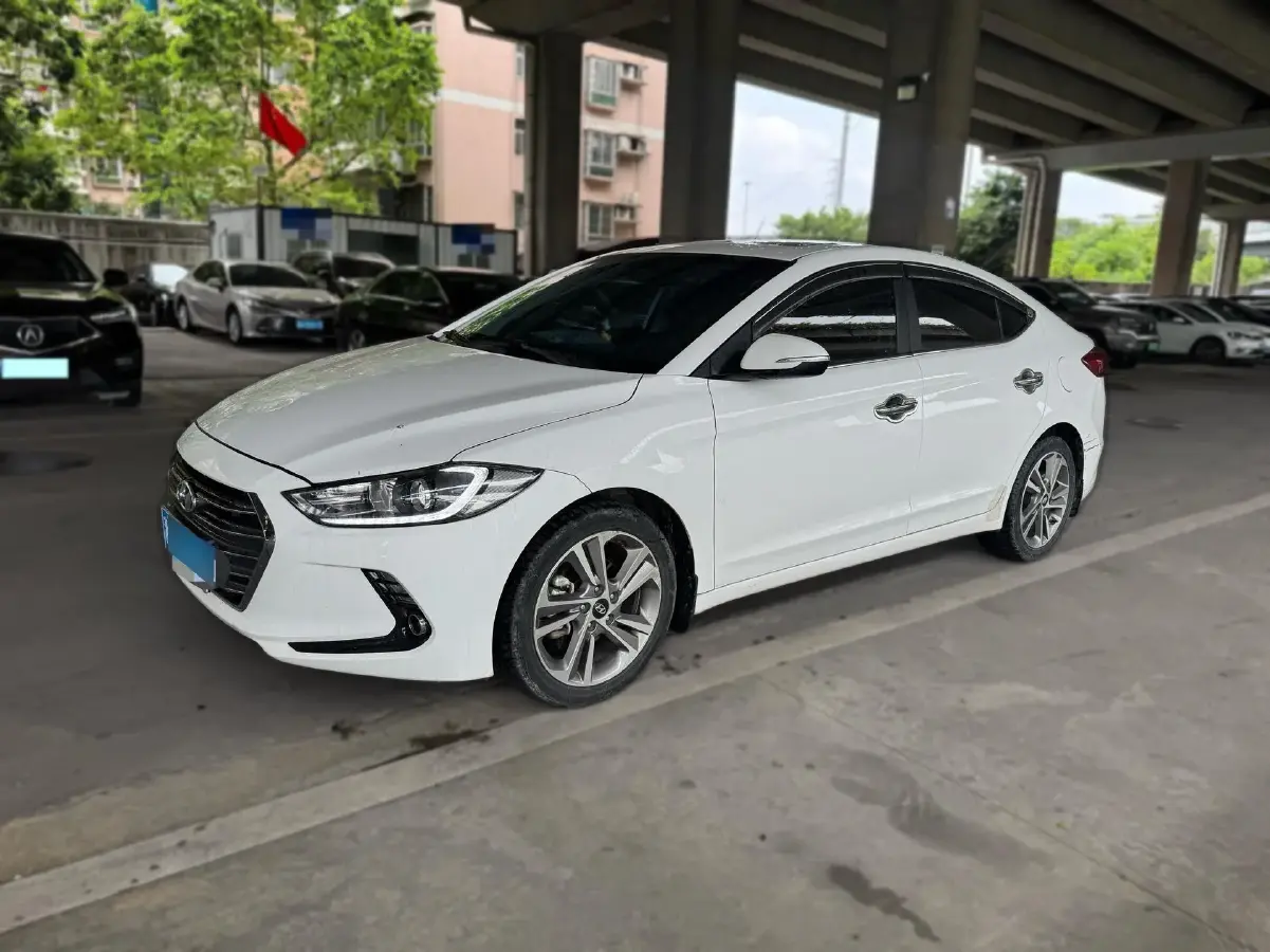 2016 Hyundai Elantra 1.6L 130HP L4 6AT