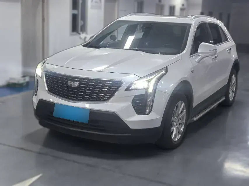 2022 Cadillac XT4 2.0T 237HP L4 9AT