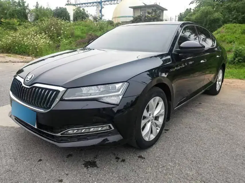 2019 Skoda Superb 1.4T 150HP L4 7DCT