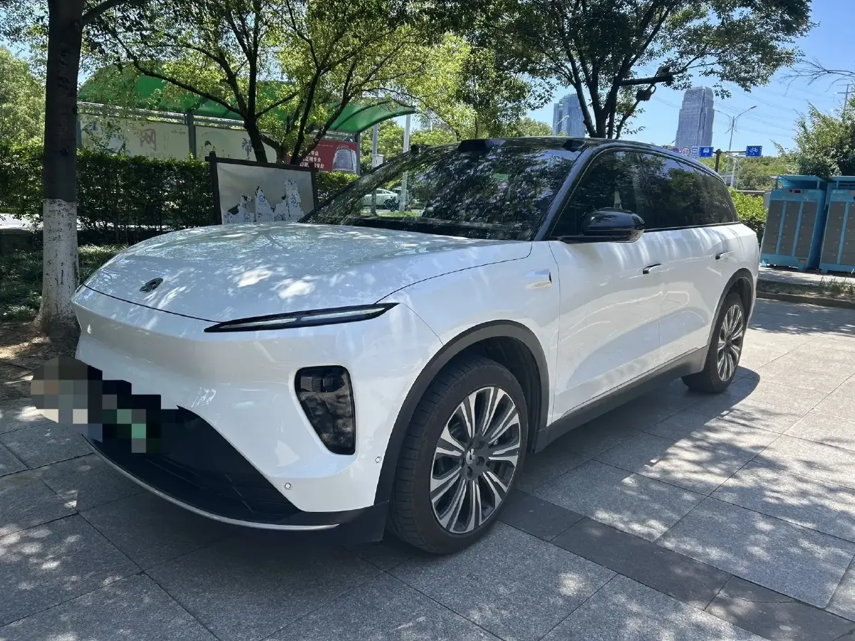 2024 NIO ES8 BEV 75KWH