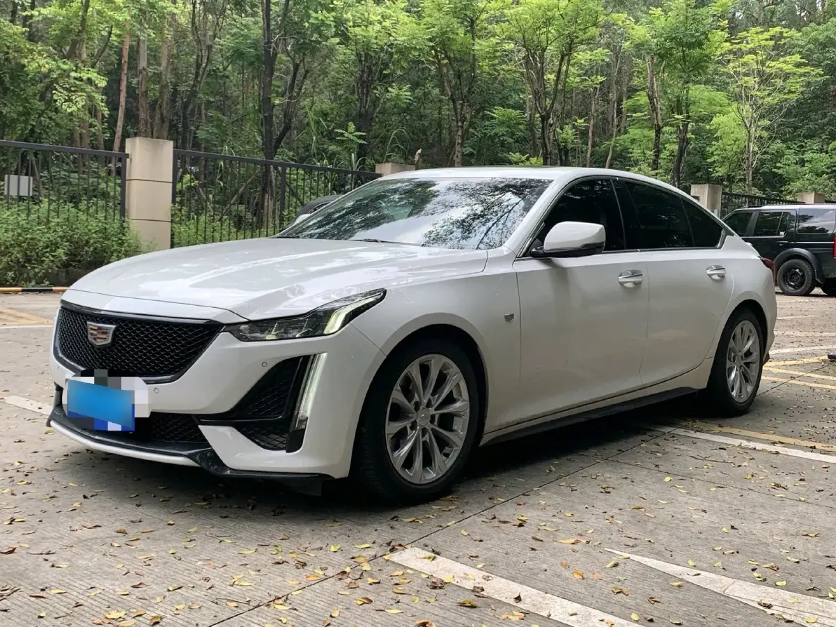 2020 Cadillac CT5 2.0T 237HP L4 10AT