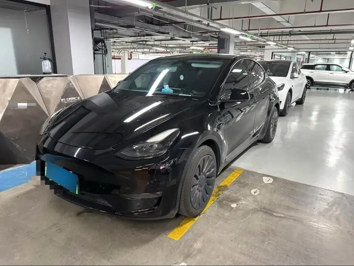 2021 Tesla Model Y BEV 60KWH