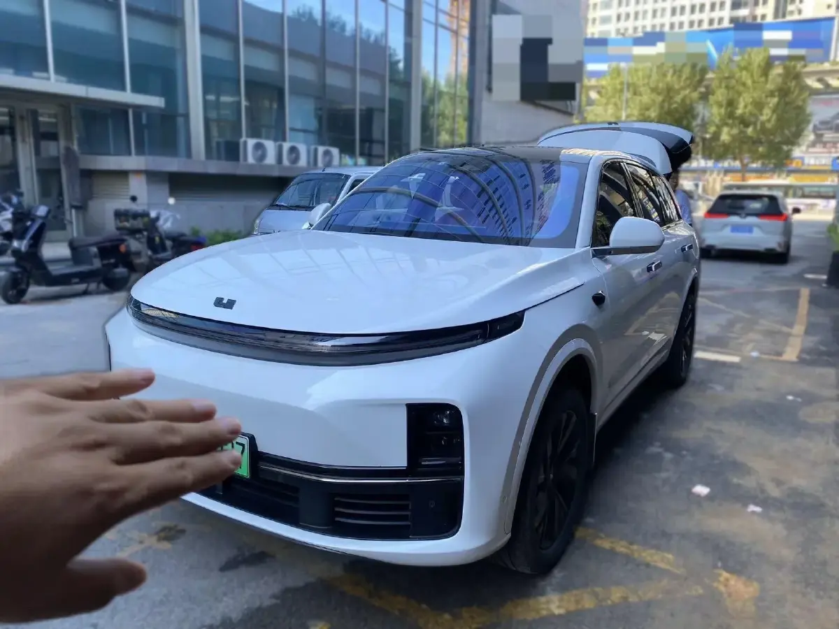 2023 Li L7 Range Extended 154HP REEV 40.9KWH