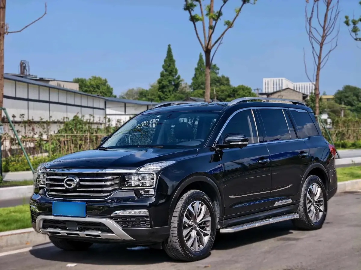 2017 GAC Trumpchi GS8 2.0T 201HP L4 6AT