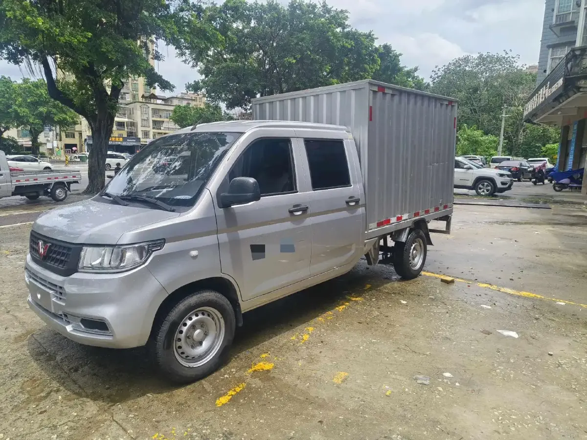 2019 WuLing RongGuang New Truck 1.8L 133HP L4 5MT