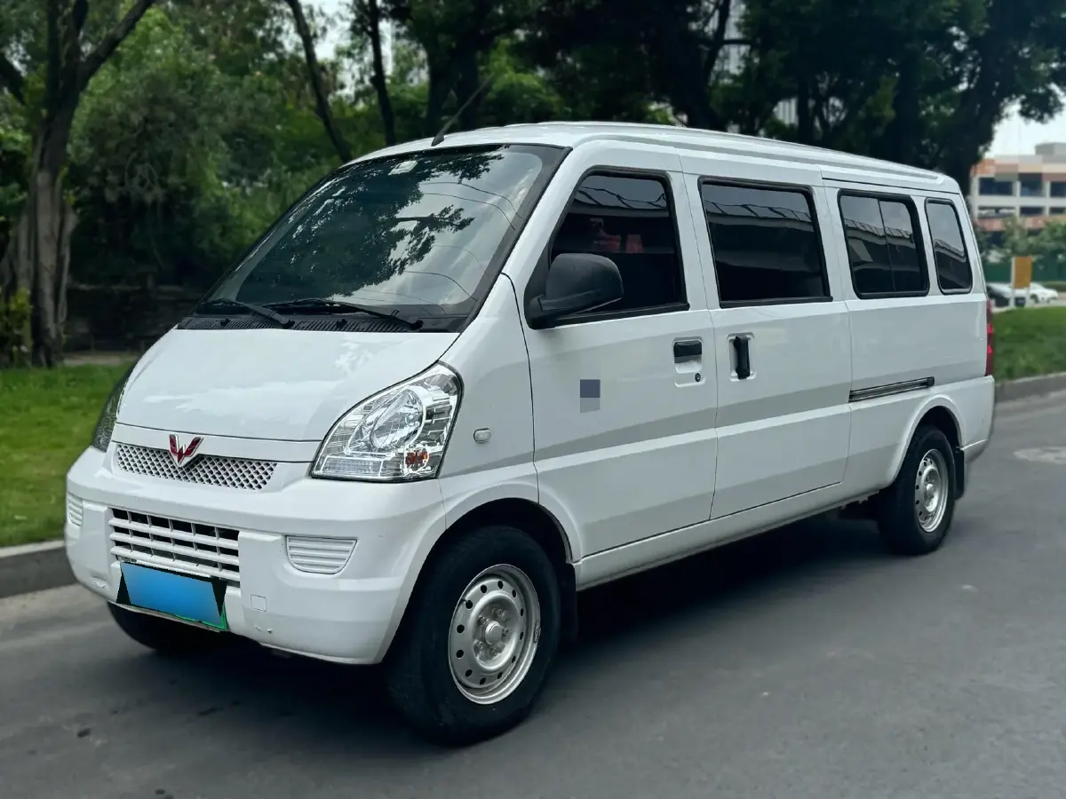 2022 WuLing RongGuang EV BEV 41.6KWH