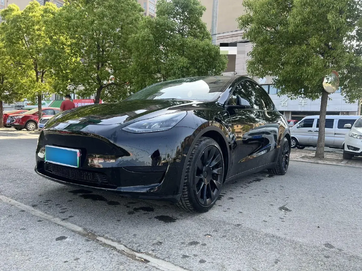 2022 Tesla Model Y BEV 60KWH
