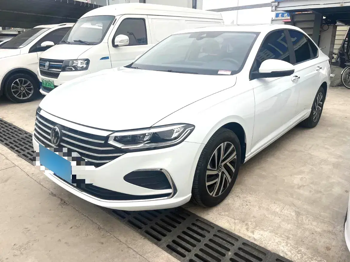 2022 Volkswagen Lavida 1.5L 113HP L4 6AT