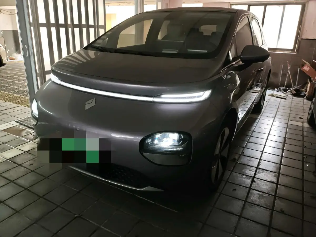 2023 BaoJun Cloud BEV 50.6KWH
