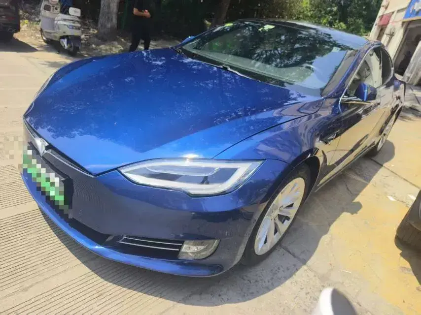 2017 Tesla Model S BEV 75KWH
