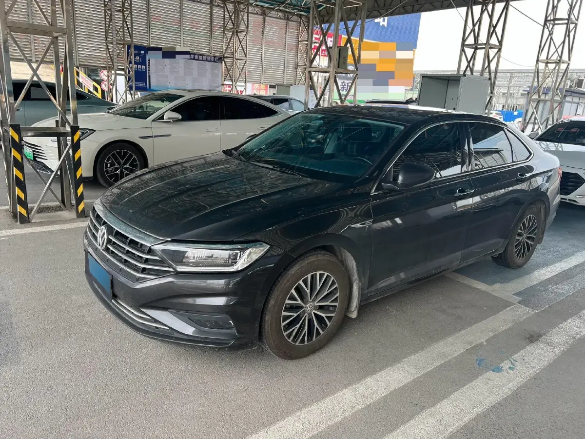 2021 Volkswagen Sagitar 1.4T 150HP L4 7DCT