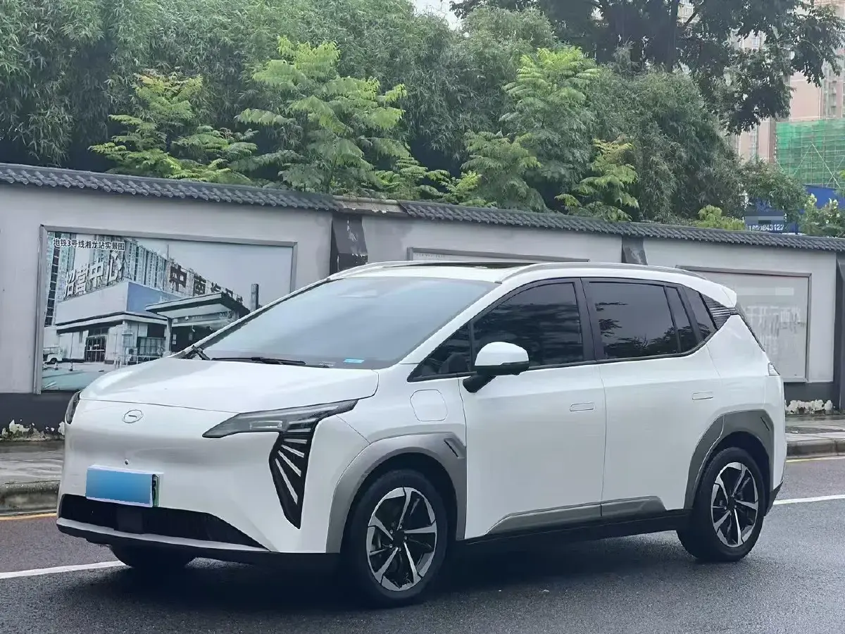 2023 Aion Y BEV 68.2KWH