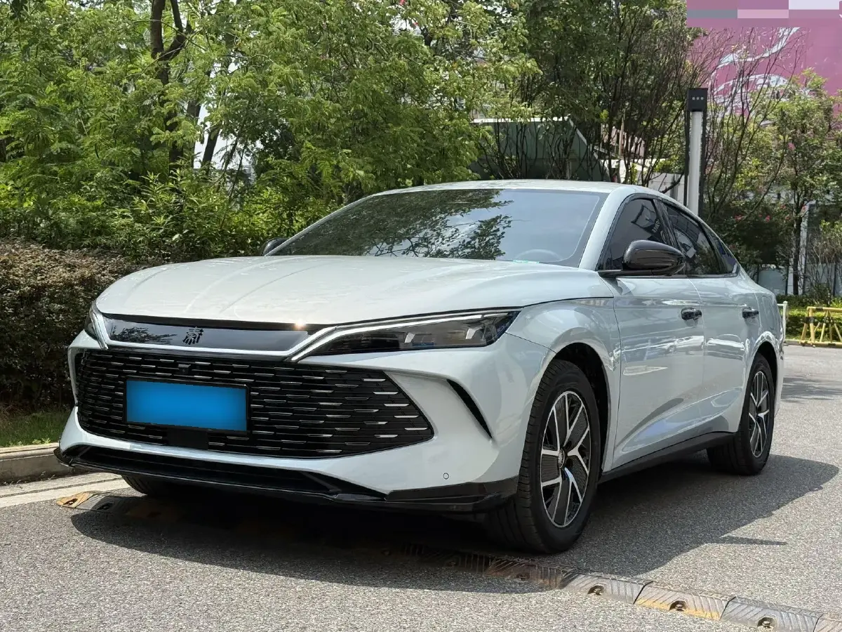 2024 BYD QinL 1.5L 101HP L4 E-CVT PHEV 15.87KWH