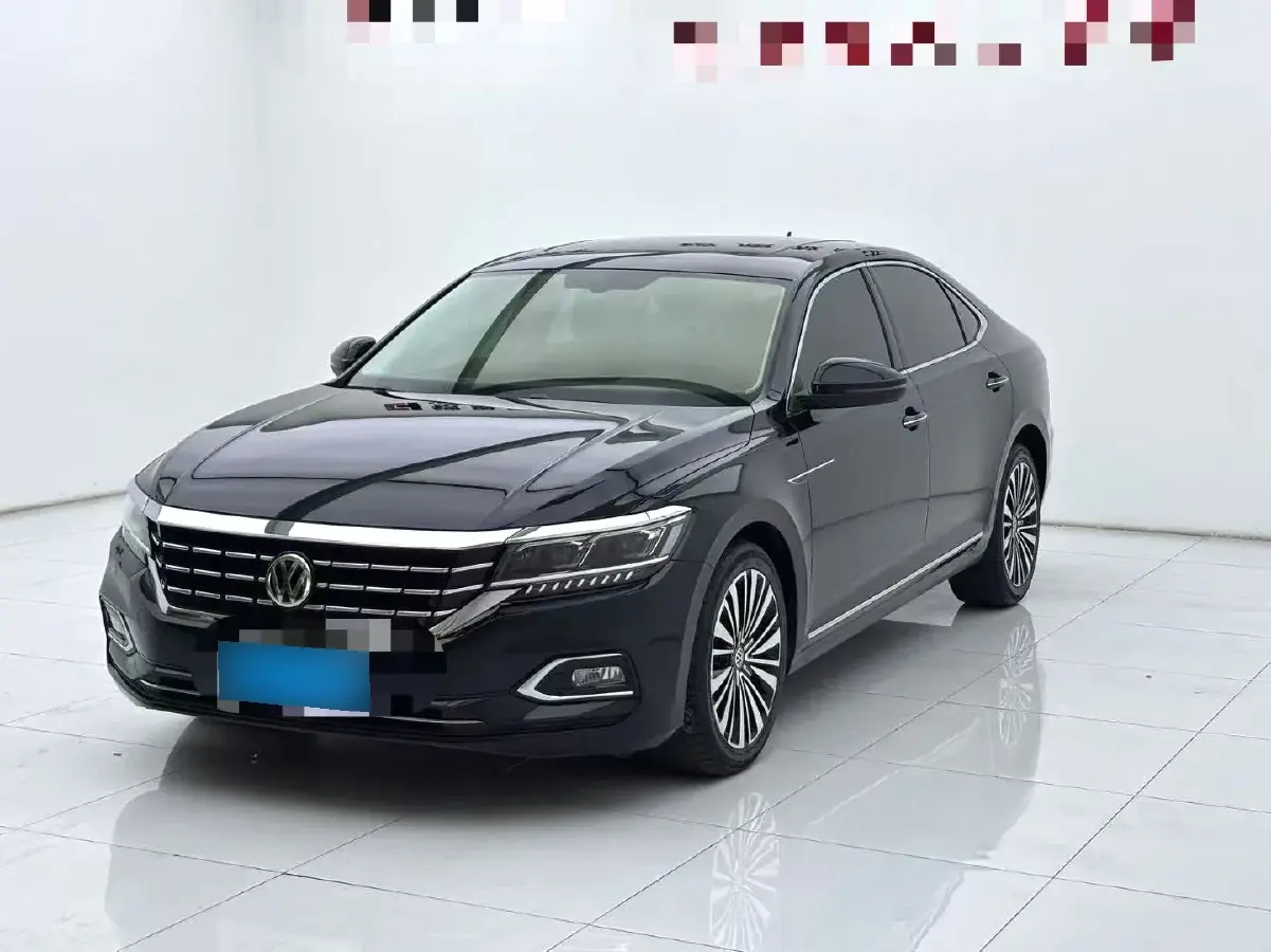 2017 Volkswagen Passat 1.8T 180HP L4 7DCT