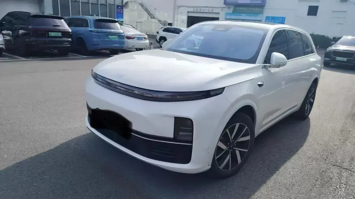 2023 Li L7 Range Extended 154HP REEV 40.9KWH