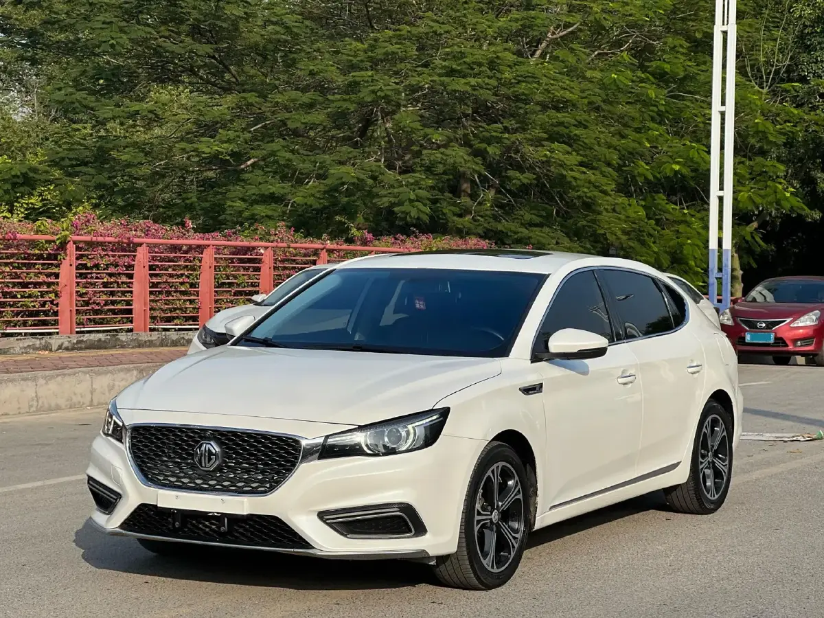 2021 MG 5 1.5L 120HP L4 5MT