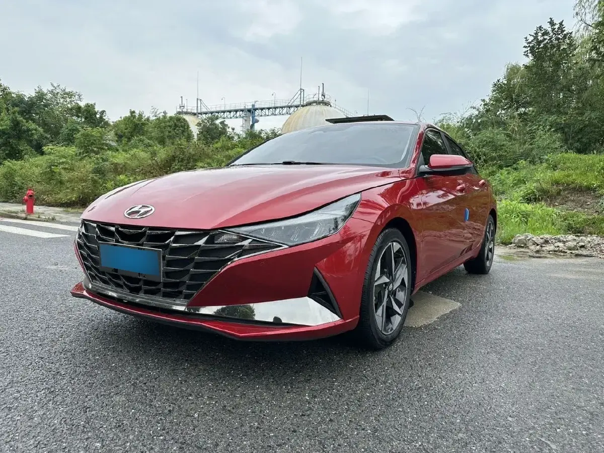 2022 Hyundai Elantra 1.5L 115HP L4 CVT