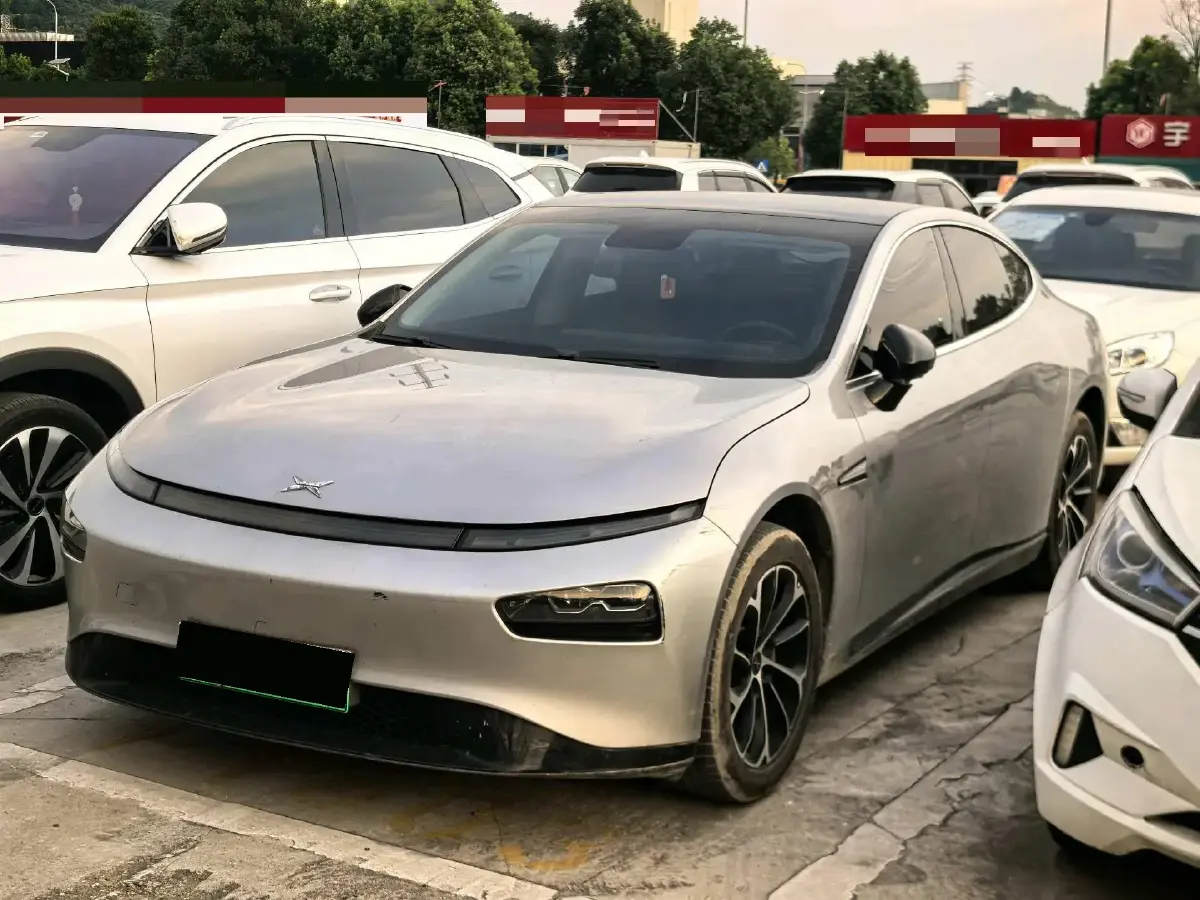 2022 Xpeng P7 BEV 77.9KWH