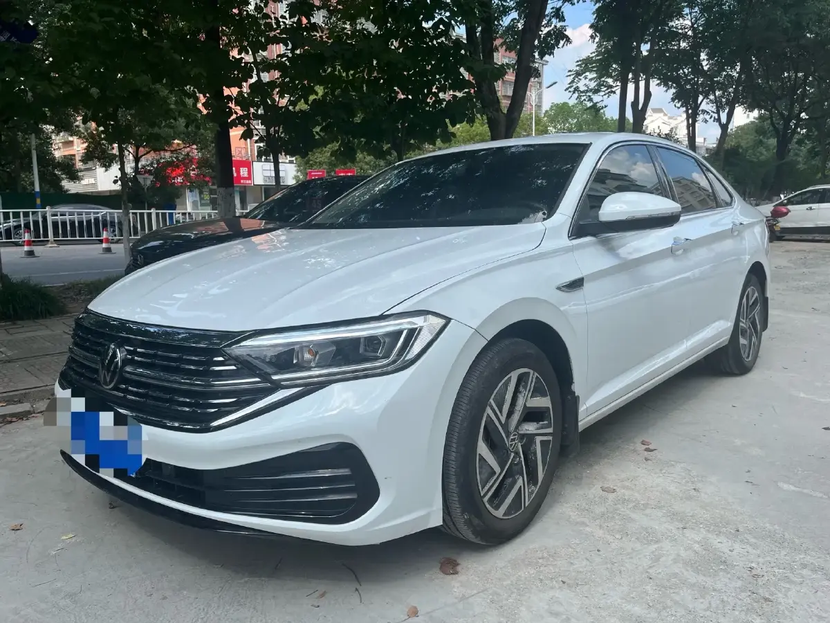 2023 Volkswagen Sagitar 1.5T 160HP L4 7DCT