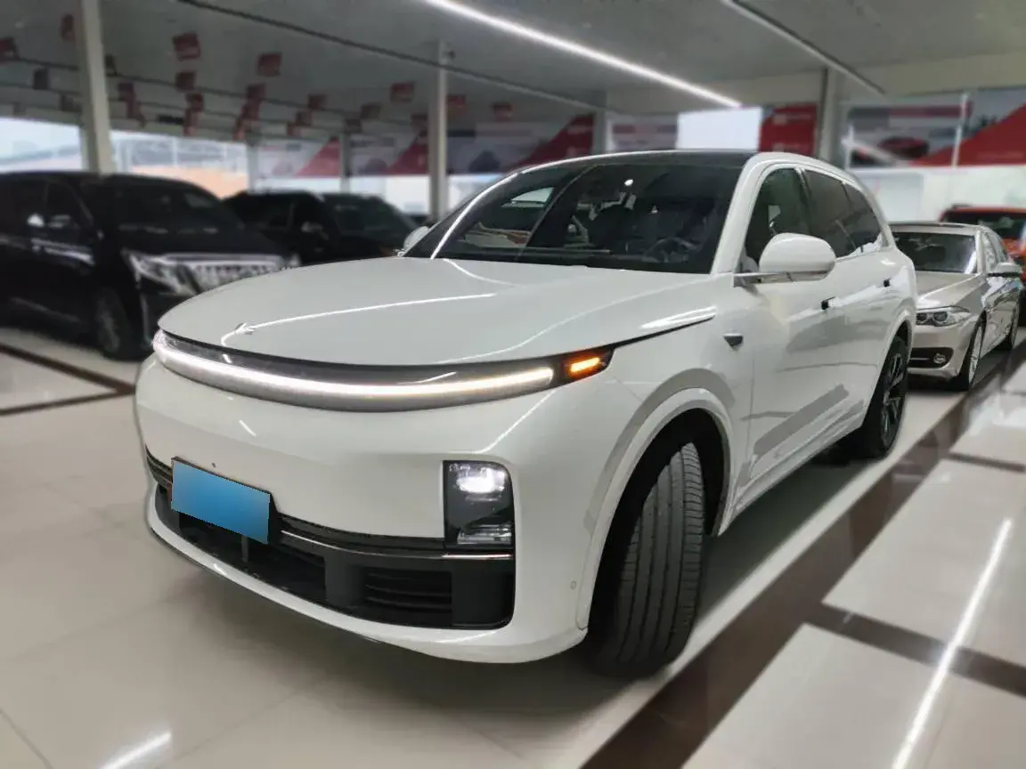 2023 Li L7 Range Extended 154HP REEV 40.9KWH