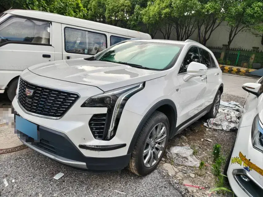 2020 Cadillac XT4 2.0T 241HP L4 9AT