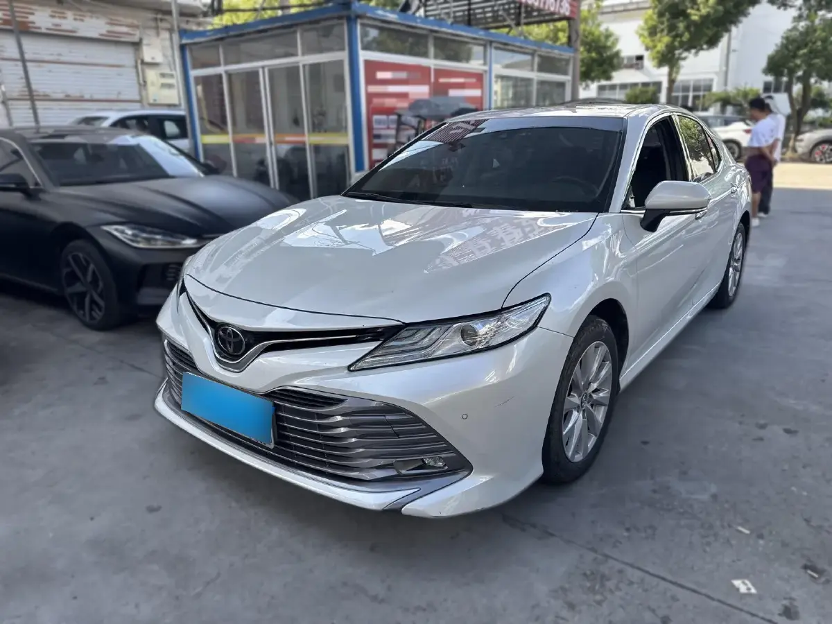 2019 Toyota Camry 2.0L 178HP L4 CVT