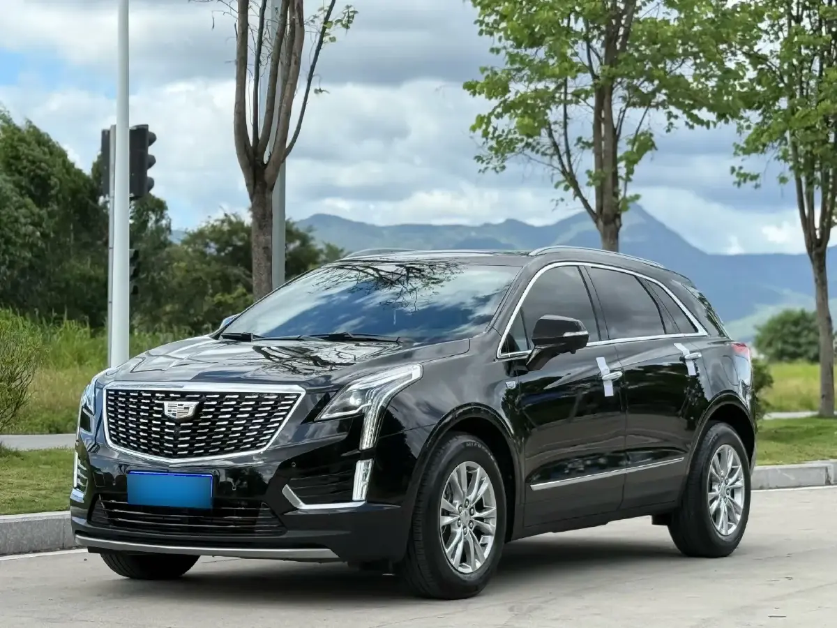 2022 Cadillac XT5 2.0T 237HP L4 9AT