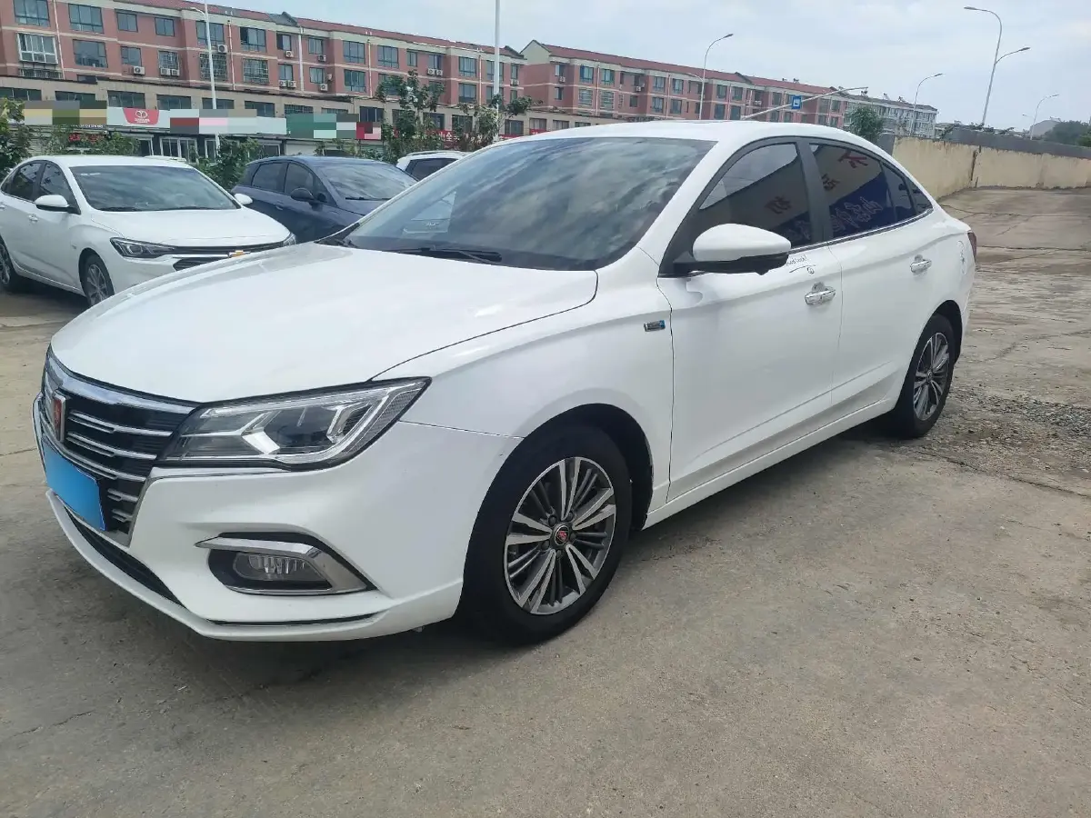 2019 Roewe i5 1.5L 120HP L4 CVT