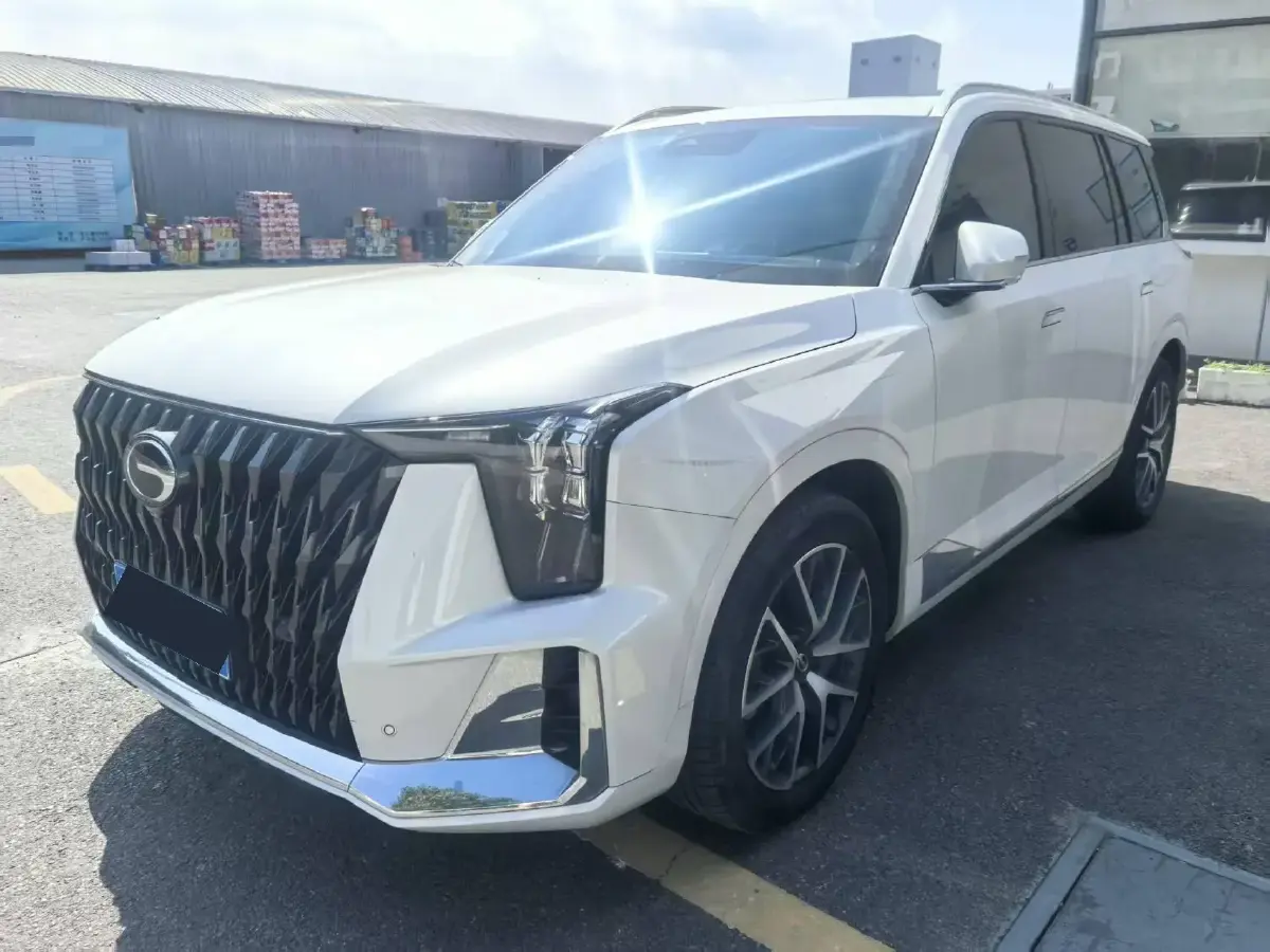 2022 GAC Trumpchi GS8 2.0T 190HP L4 E-CVT Hybrid