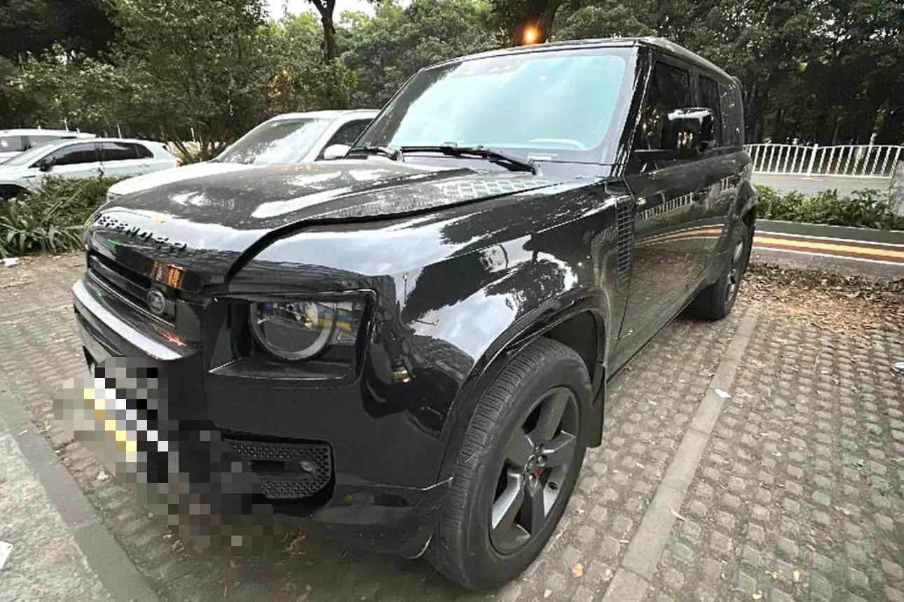 2023 Land Rover Defender 3.0T 400HP L6 8AT