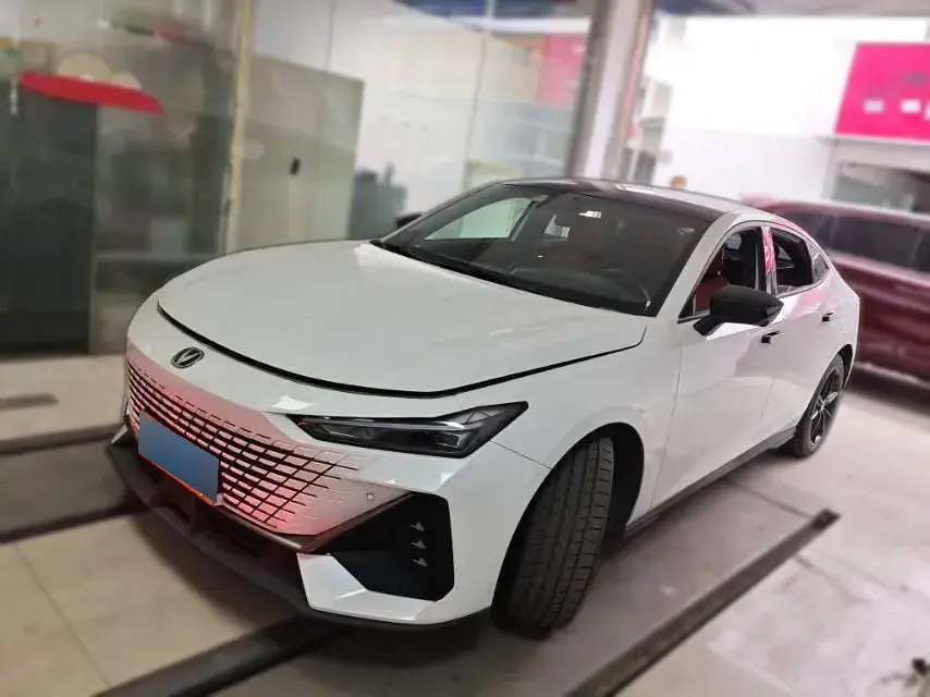 2023 ChangAn UNI-V 1.5T 188HP L4 7DCT