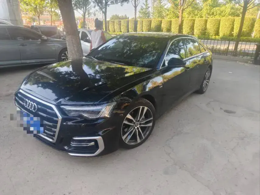 2019 Audi A6L 2.0T 190HP L4 7DCT