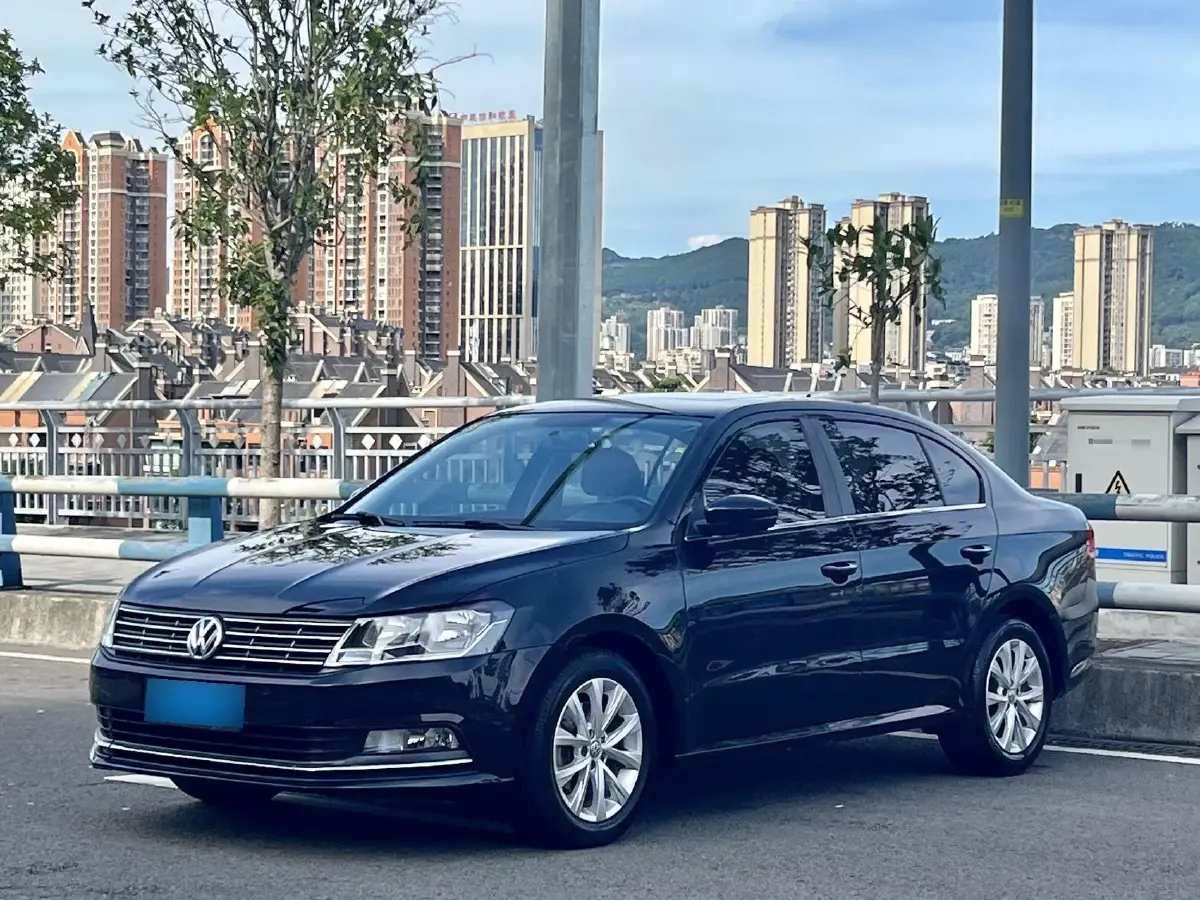 2017 Volkswagen Lavida 1.4T 131HP L4 5MT