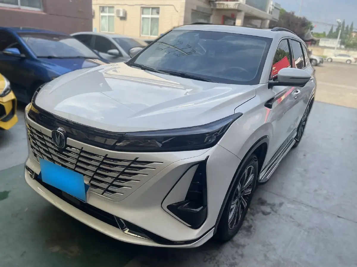 2022 ChangAn CS75 Plus 1.5T 188HP L4 8AT