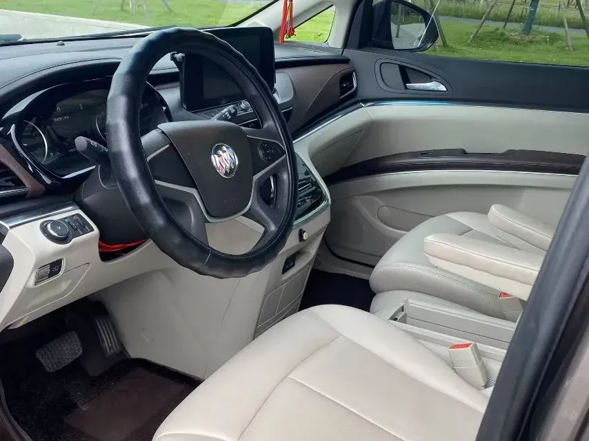 2023 Buick GL8 2.0T 237HP L4 9AT,autocango,china used car exporter,china ev exporter,chinese used car exporter,chinese used ev exporter