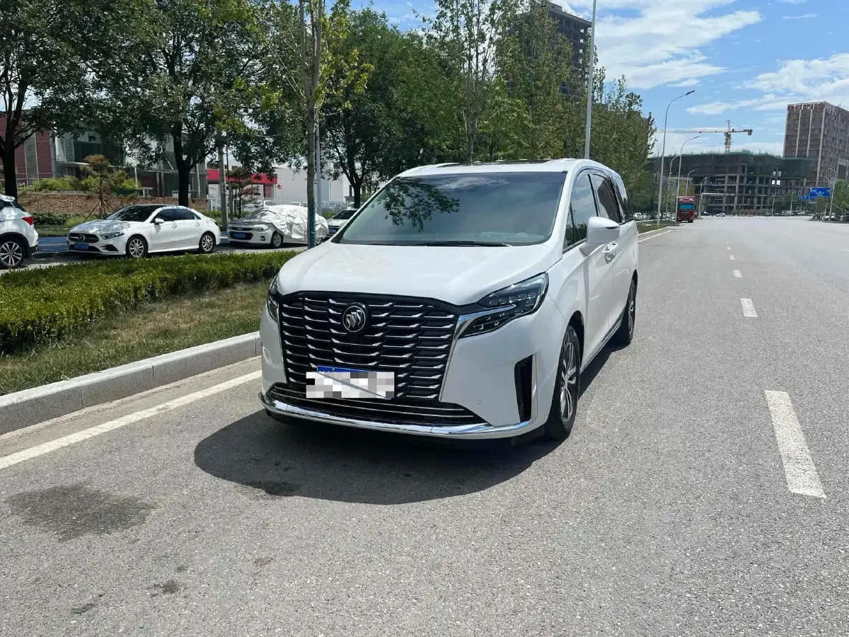 2023 Buick GL8 2.0T 237HP L4 9AT