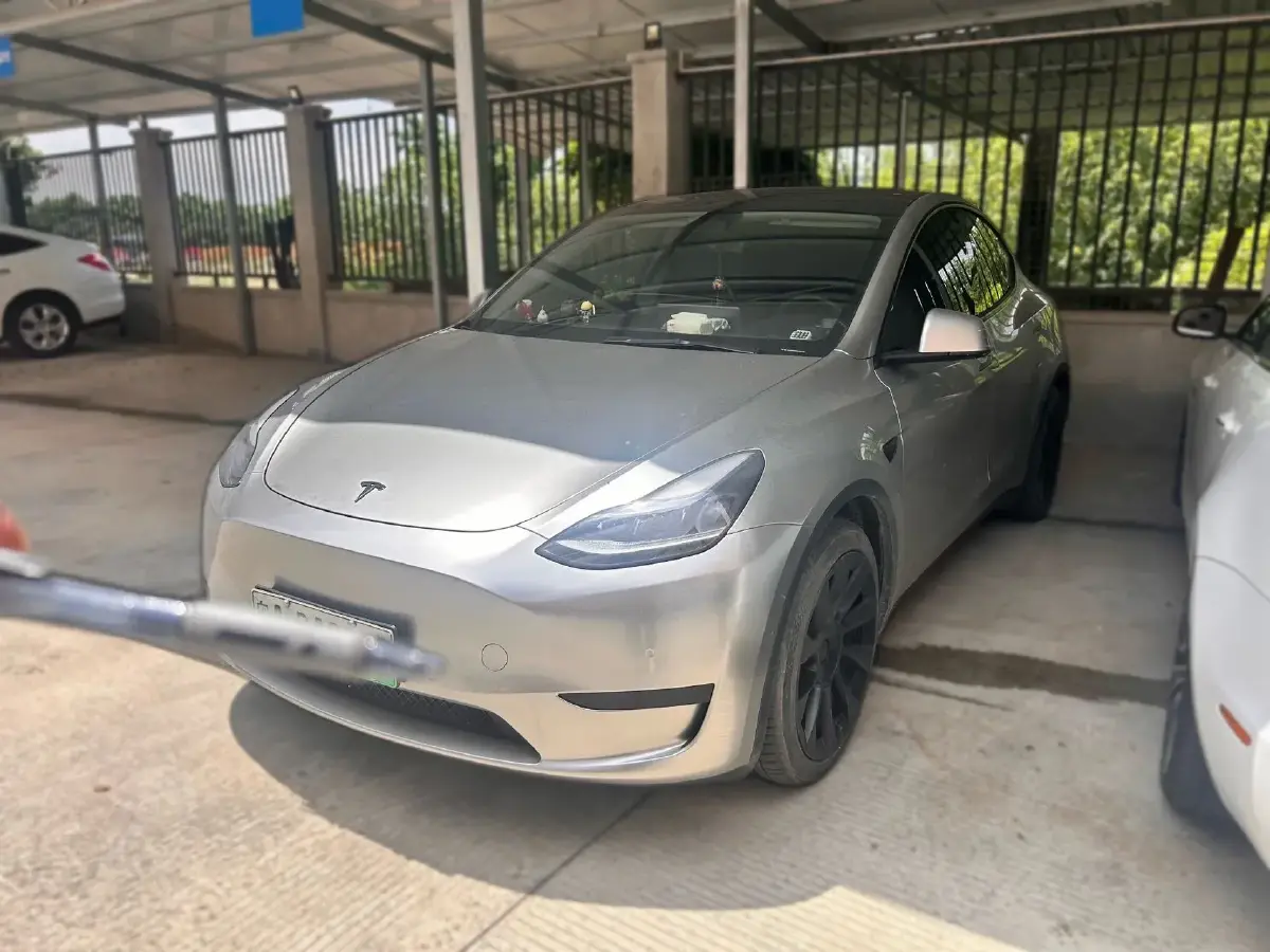 2022 Tesla Model Y BEV 60KWH