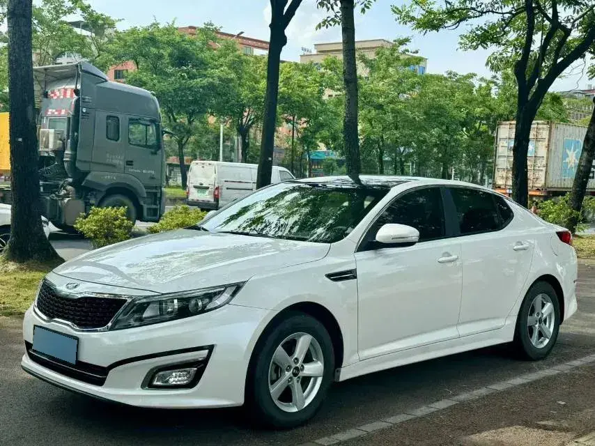2015 Kia K5 2.0L 162HP L4 6AT