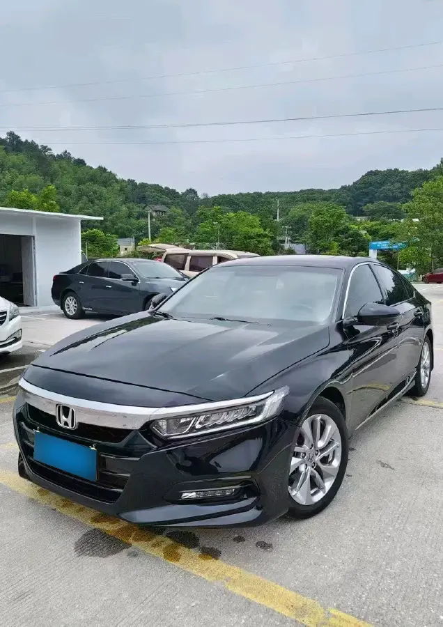 2018 Honda Accord 1.5T 194HP L4 CVT