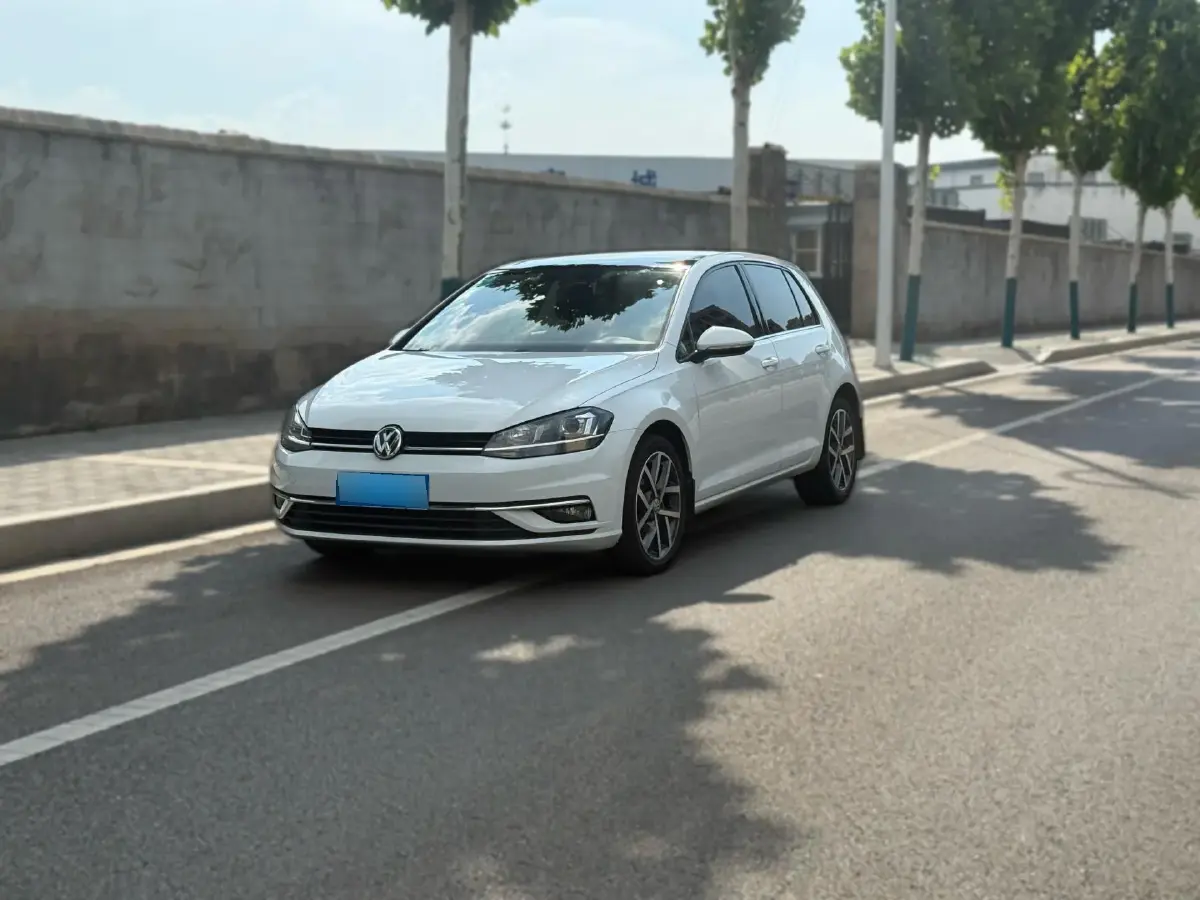 2020 Volkswagen Golf 1.4T 150HP L4 7DCT