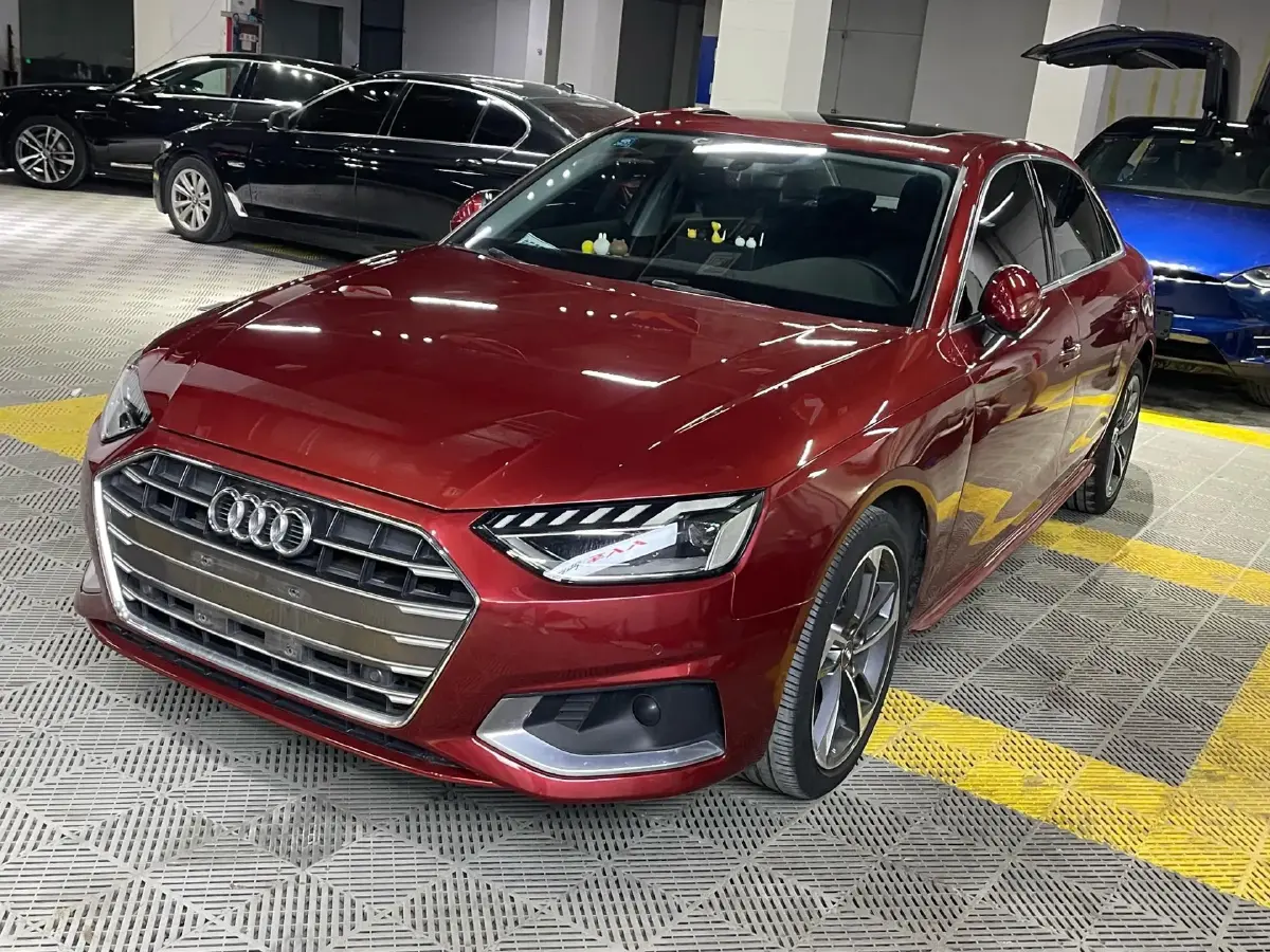 2020 Audi A4L 2.0T 150HP L4 7DCT