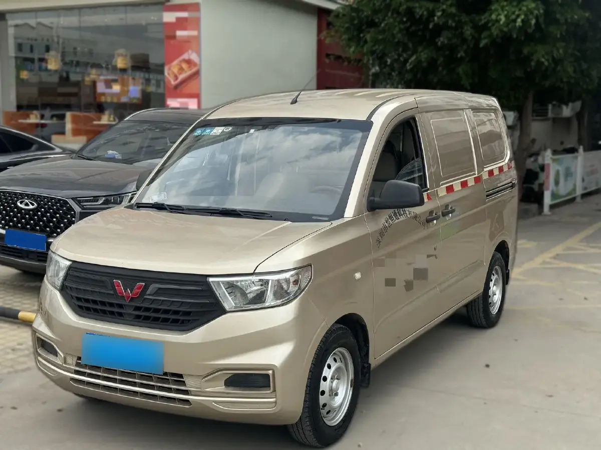 2019 WuLing HongGuang V 1.5L 105HP L4 5MT