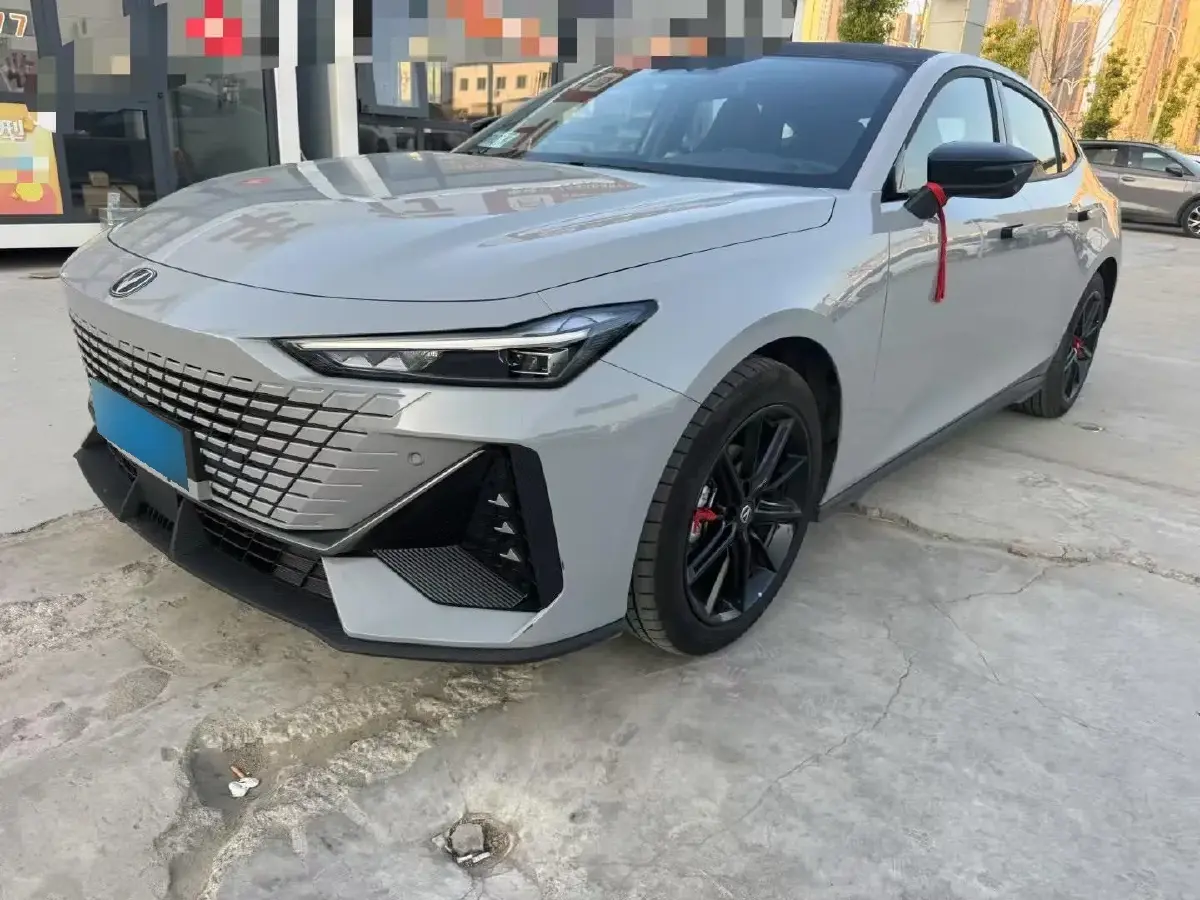 2024 ChangAn UNI-V 1.5T 188HP L4 7DCT