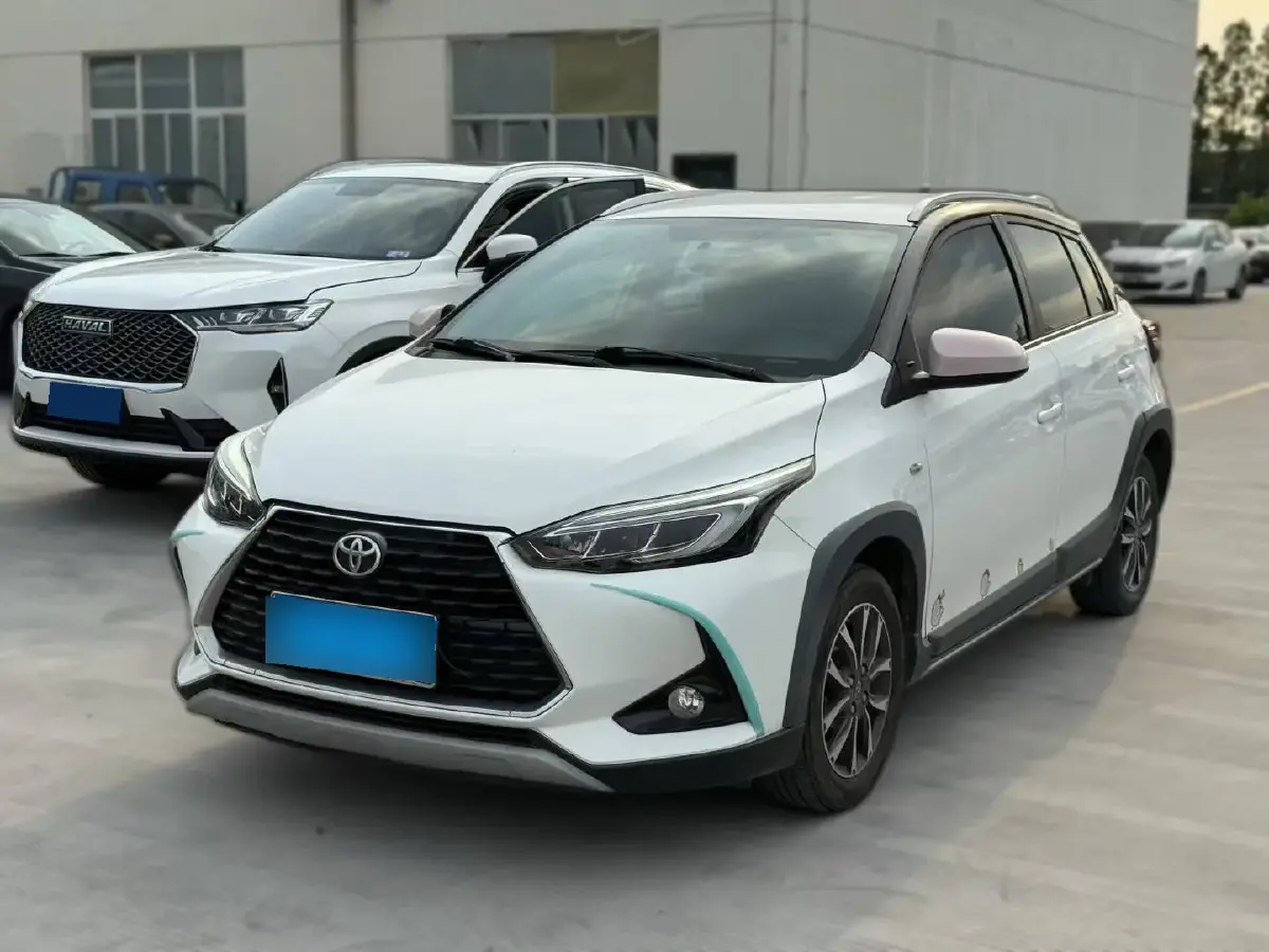 2019 Toyota Yaris L 1.5L 110HP L4 CVT