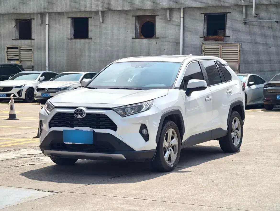 2022 Toyota RAV4 2.0L 171HP L4 CVT