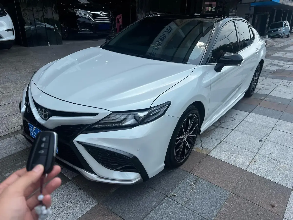 2021 Toyota Camry 2.0L 178HP L4 CVT
