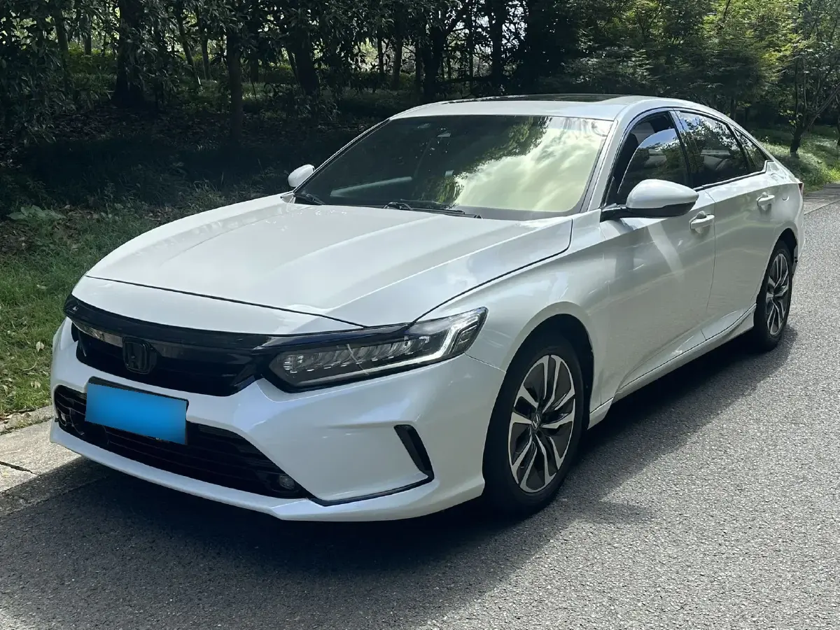 2022 Honda Inspire 2.0L 146HP L4 E-CVT Hybrid