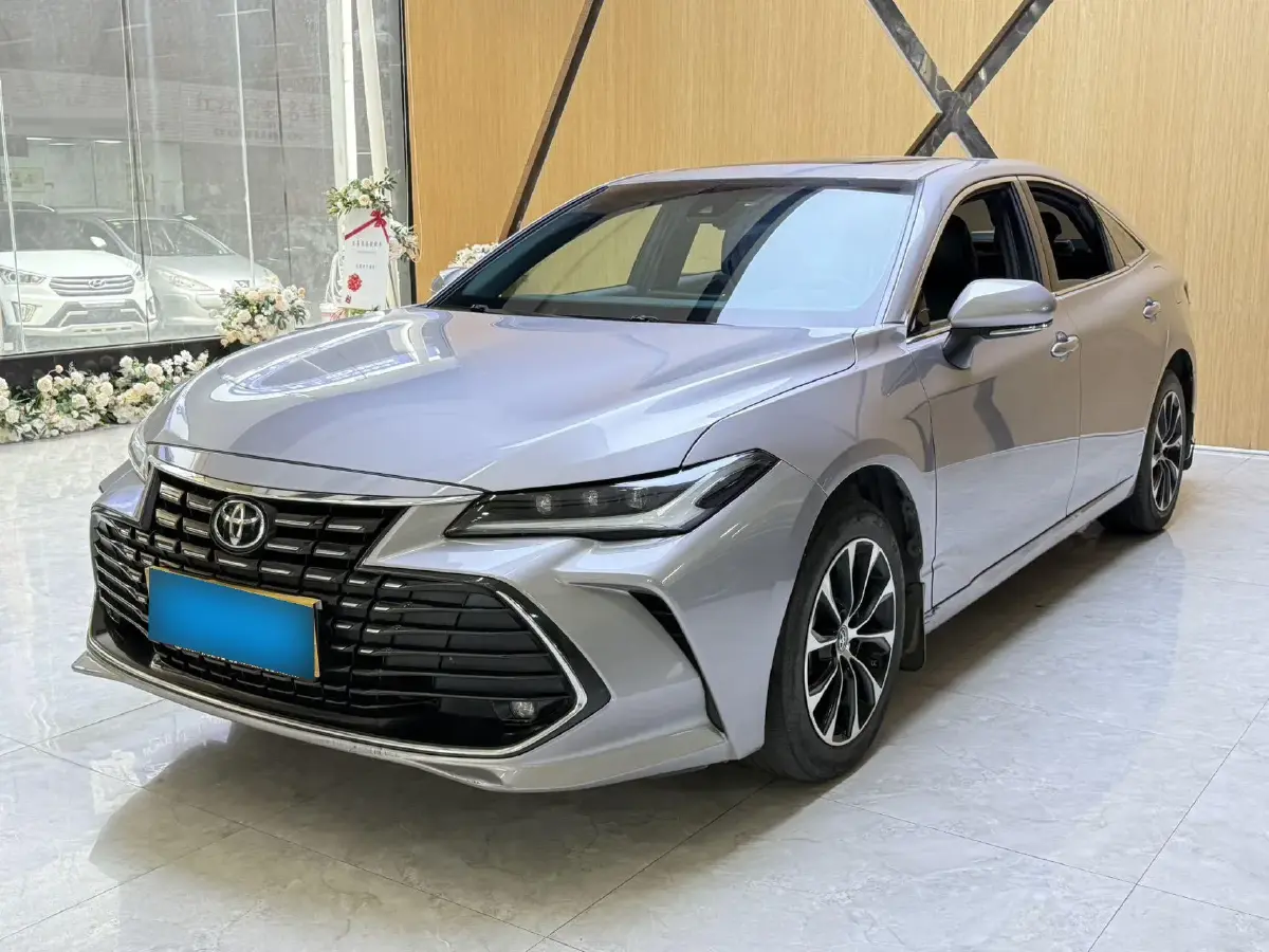 2023 Toyota Avalon 2.0L 177HP L4 CVT