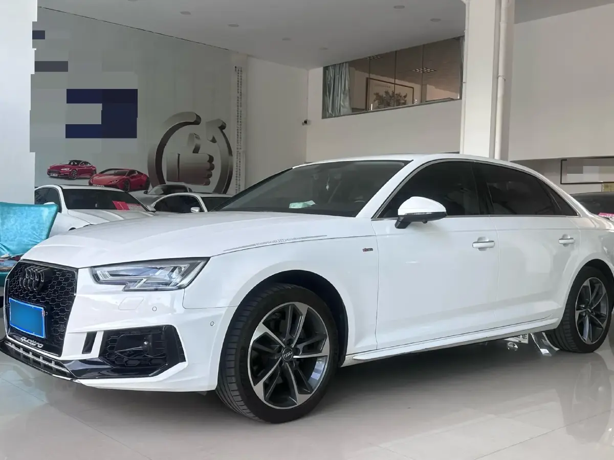 2019 Audi A4L 2.0T 190HP L4 7DCT